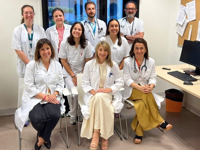 El Álvaro Cunqueiro atiende cada año a 500 personas con riesgo genético de cáncer: así funciona una unidad clave para prevenir la enfermedad