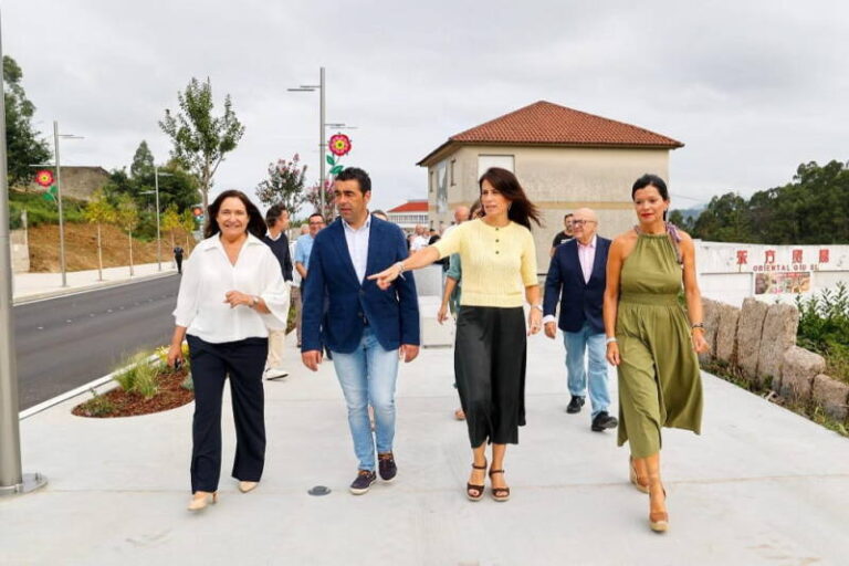 Allegue pone en valor la humanización de las avenidas de Puxeiros y Rebullón en Mos, en las que la Xunta colaboró con una inversión de 600.000€