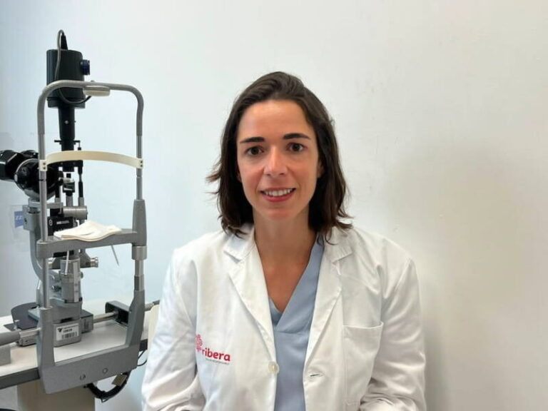 Sara García Caride, oftalmóloga de Ribera Povisa: “mirar al eclipse sin protección puede causar daños irreparables”