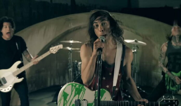 pierce the veil