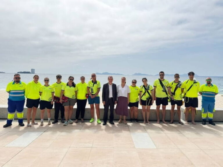Vigo amplía el servicio de salvamento y socorrismo en Samil los días 6, 7, 8, 9 y 12 de agosto