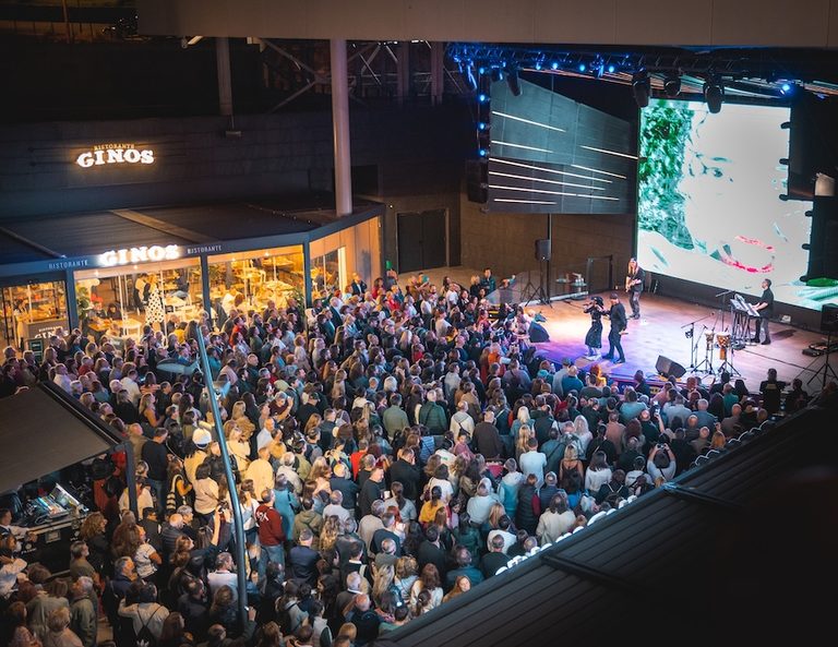Vialia Vigo celebra su quinto aniversario con dos días de música, actividades y más de 3.000 premios