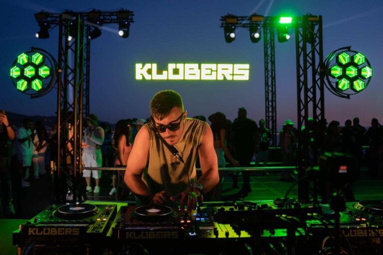 El DJ vigués Mario Vice aspira a convertirse en el artista revelación de la música electrónica española