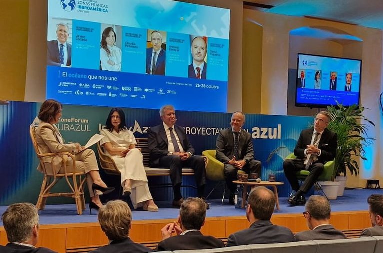 La Zona Franca de Vigo presenta en Cádiz su modelo de innovación y sus grandes proyectos tecnológicos